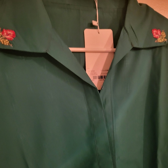 Same color top and bottom - Picture 5 of 5